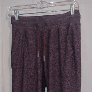 Lululemon size 4 Cozy deep red/ purple heathered Jogger Pants